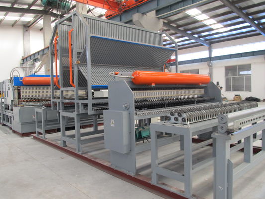 Pannello pneumatico automatico del tondo per cemento armato di Mesh Welding Machine For Reinforcing del recinto